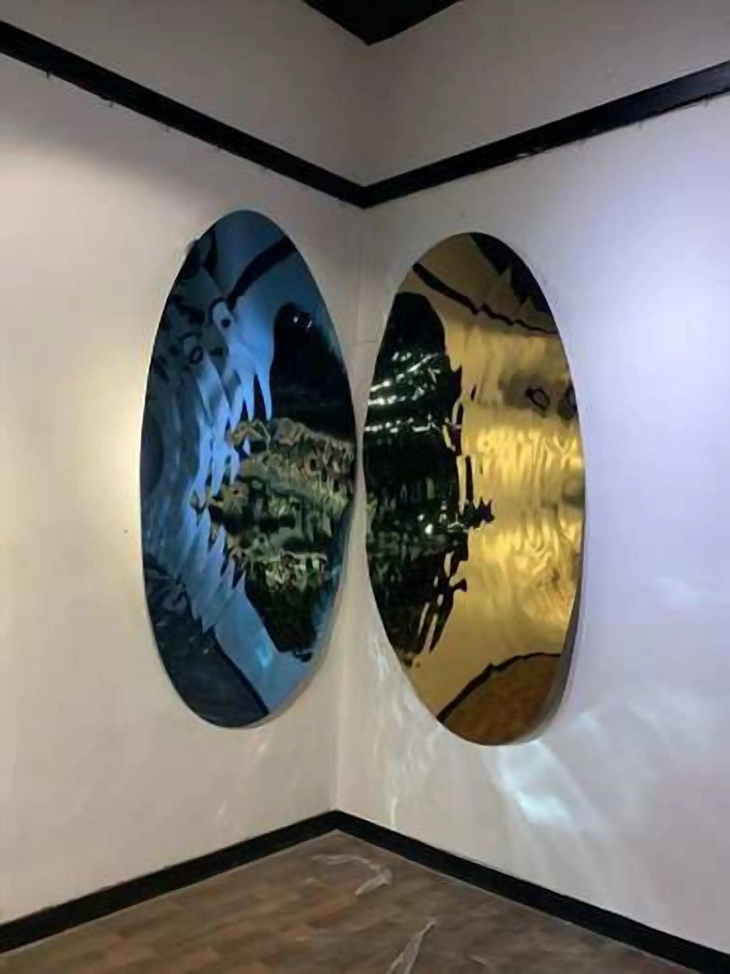 A Mirror's Tale, installation view