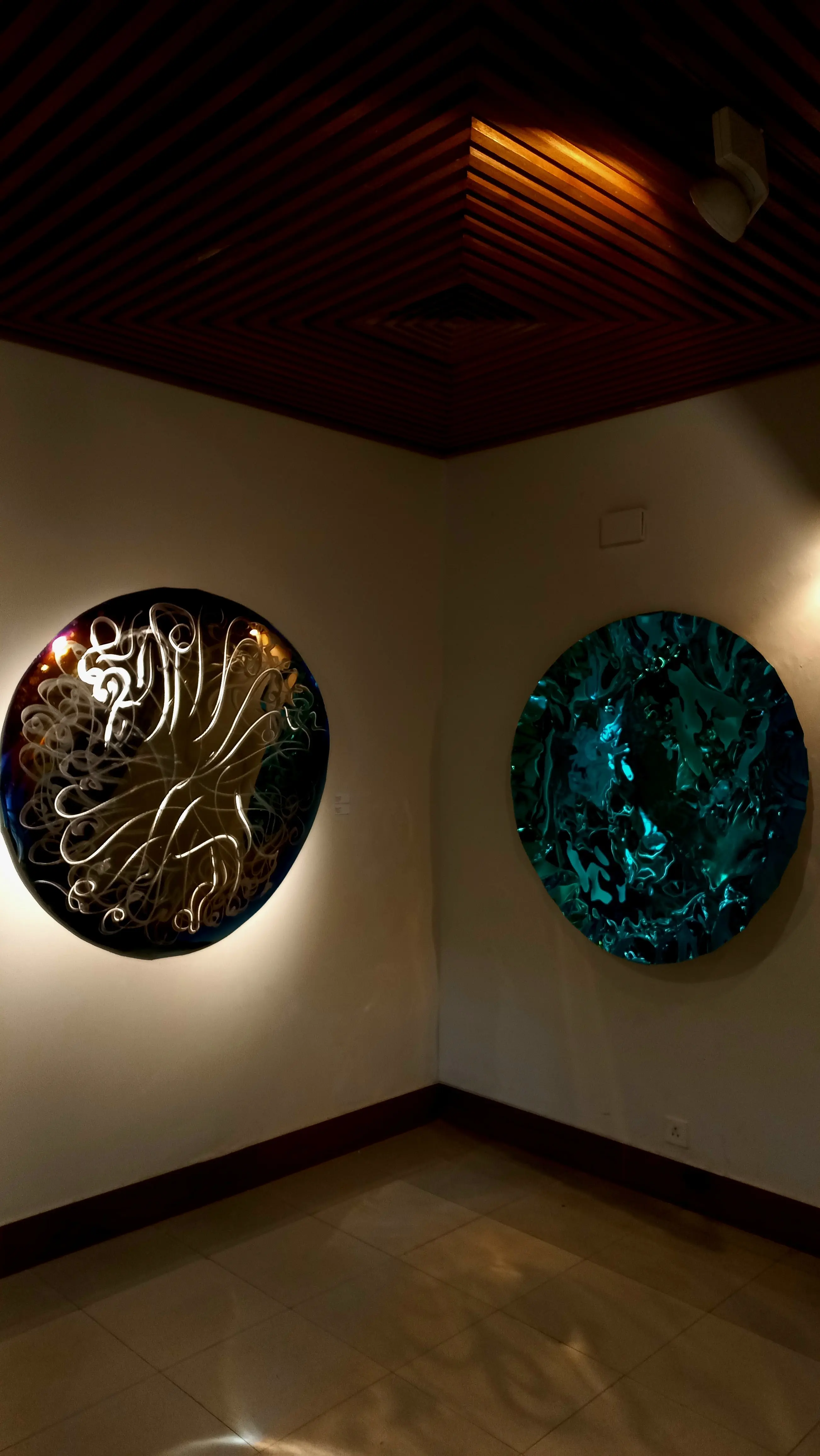 A Mirror's Tale, installation view